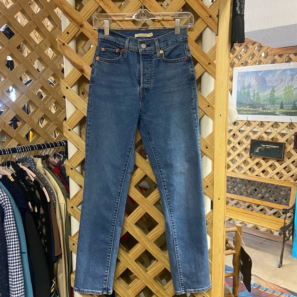 Classic‎ Levi’s Blue Women's Jeans